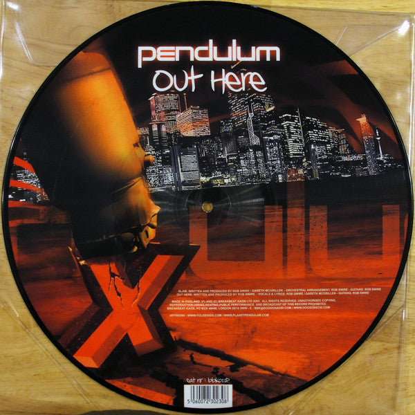 Pendulum (3) : Slam / Out Here (12", Single, Pic)